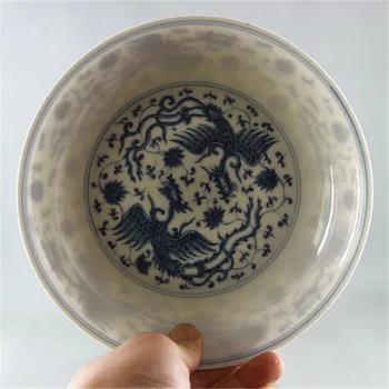 Da Ming: Chenghua Ručno oslikana Plavim i Bijelim Tanjuri od Porculana