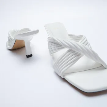 Sandale Za žene 2021 Elitni Brand Ljetna Moda Križ Kvadratnom Čarapa Na Visoku Petu Dizajn Ukusan Štikli Muller Sandale I Japanke Za Žene
