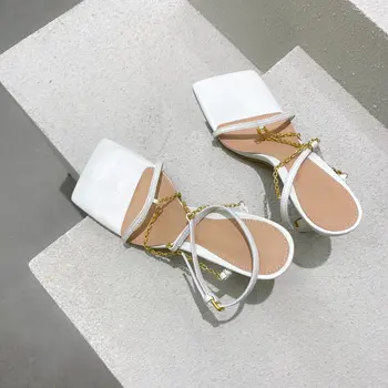 Ukusan ženske trendy ženske cipele i sandale bijela mat koža lanac remenčićima Kvadratnom čarapa cipele na visoku petu